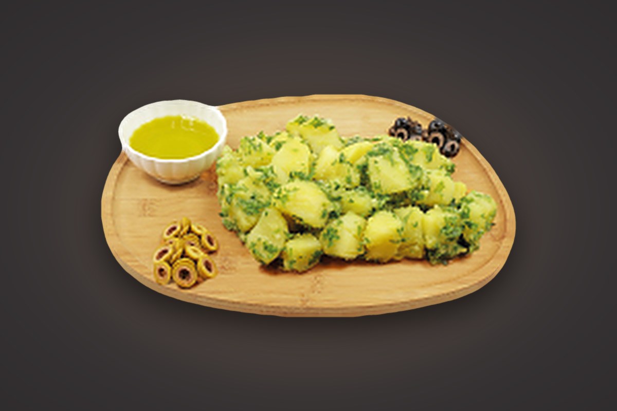 Gardener's salad — Steamed potatoes, fresh parsley, garlic and olive oil